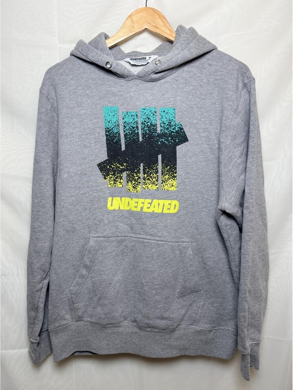 Undefeated 5 Strike Logo Hoodie Gray M